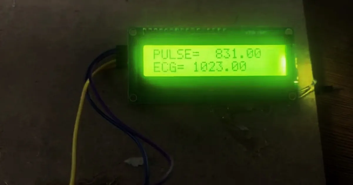Prototype LCD showing pulse and BPM readings